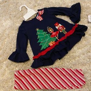 Counting daisies nutcracker matching set with candy cane stripped leggings. NWT